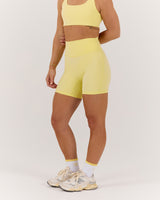 MOTION 360 SHORTS 6" - LEMON
