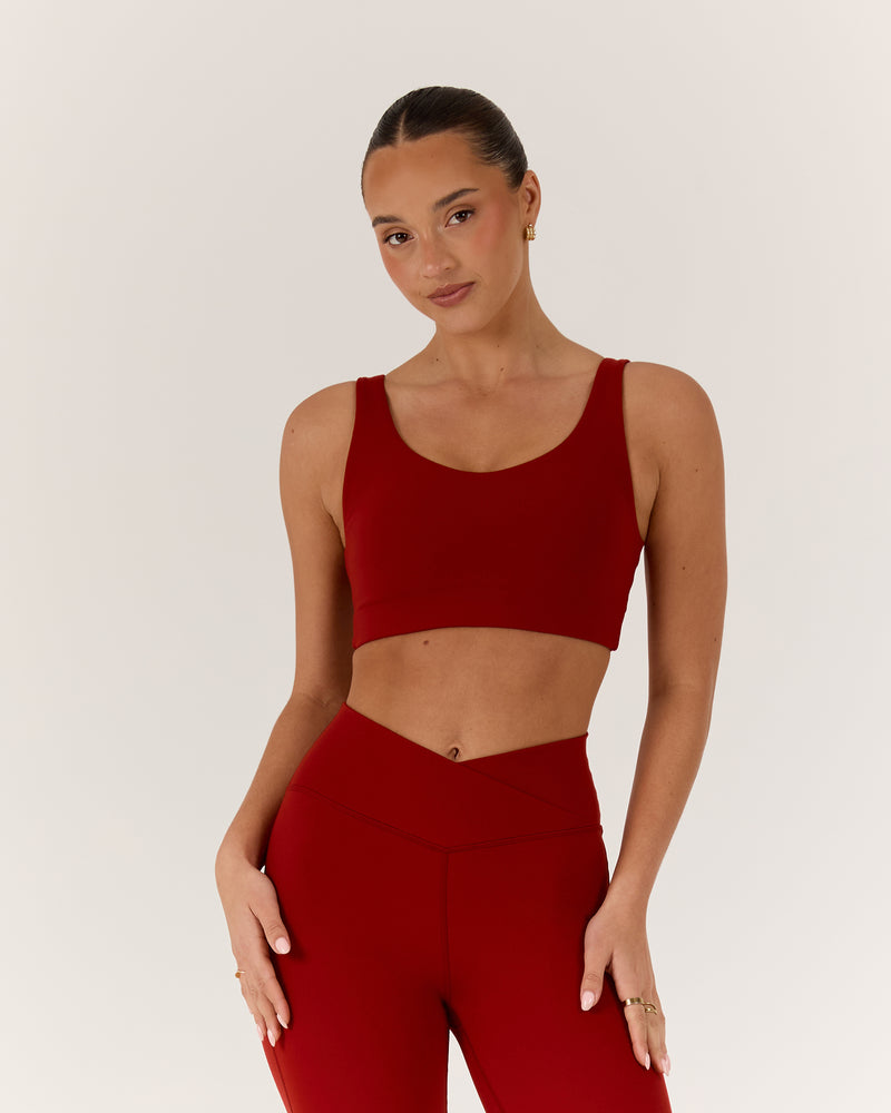 MOTION 360 WRAP BACK BRA - SCARLET