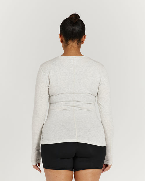 MYLA FITTED LONG SLEEVE - SNOW GREY