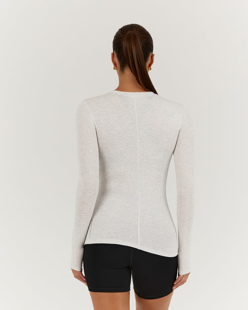 MYLA FITTED LONG SLEEVE - SNOW GREY