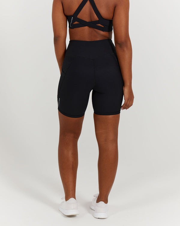 MOVEMENT BIKER SHORTS - BLACK