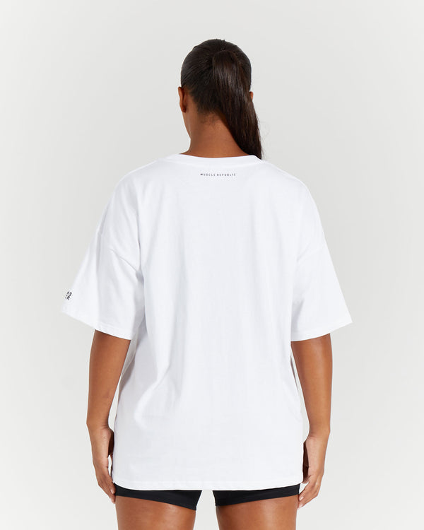 OVERSIZED TEE - WHITE