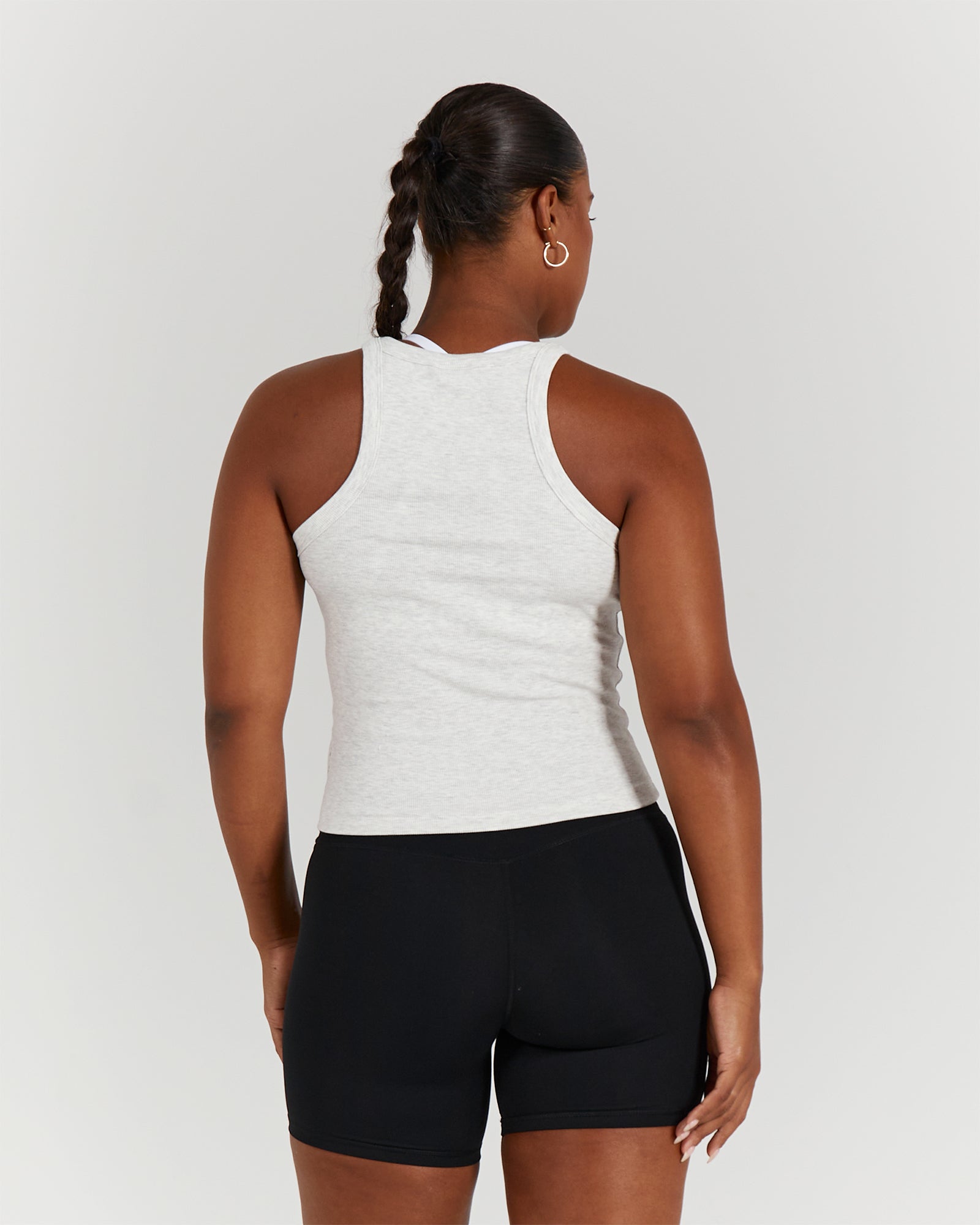 AGILITY RIBBED TANK TOP - SNOW GREY – MUSCLE REPUBLIC