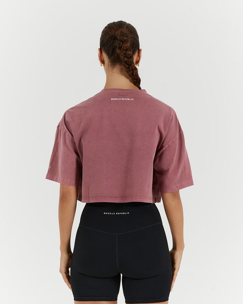 ESSENTIALS CROPPED TEE - FADED BERRY