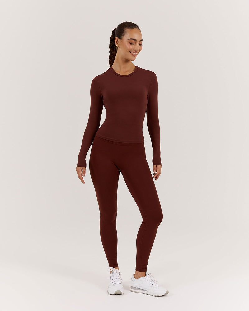 ATHLEISURE LONG SLEEVE TOP - CHOCOLATE