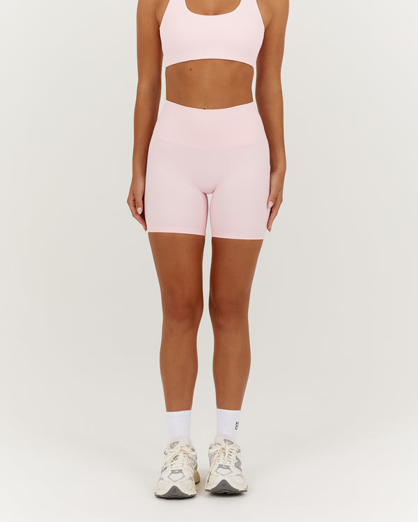 LUXE BIKER SHORTS V2 - MARSHMALLOW