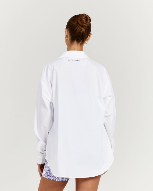 OVERSIZED BUTTON UP SHIRT - WHITE