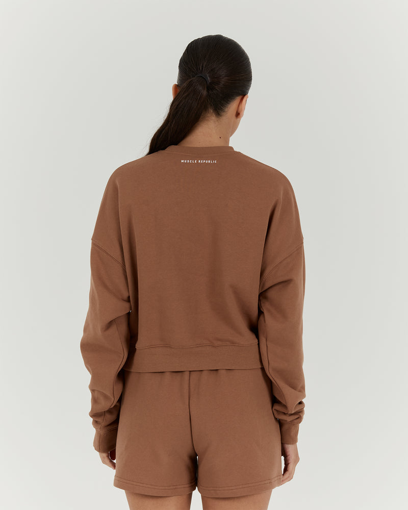 LEISURE CREW JUMPER - MOCHA