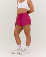ENDURANCE RUN SHORT - MAGENTA