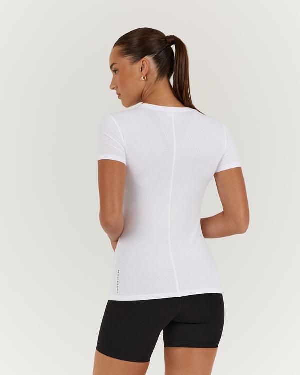 MYLA FITTED SHORT SLEEVE TOP - WHITE