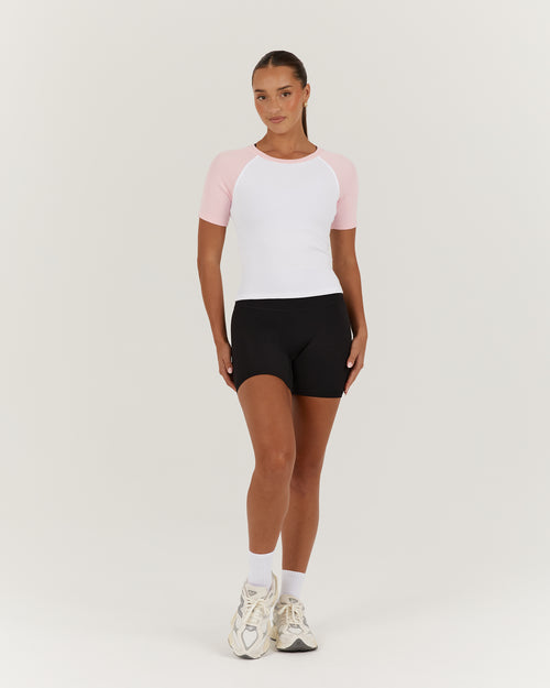 LEGACY SHORT SLEEVE - WHITE PINK