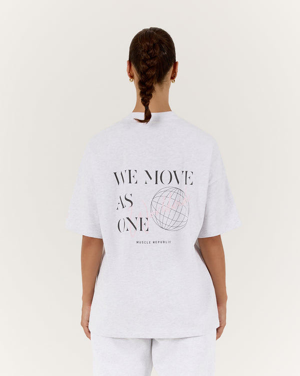 OVERSIZED WE MOVE AS ONE TEE - SNOW GREY