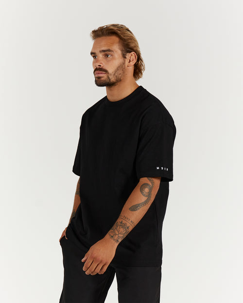 LIGHTWEIGHT OVERSIZED TEE - BLACK