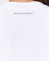 BOXY TEE - SNOW GREY MSCR COLLEGIATE
