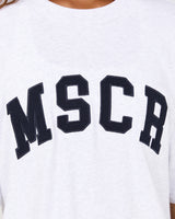 BOXY TEE - SNOW GREY MSCR COLLEGIATE