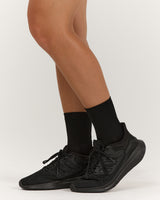 WOMENS PERFORMANCE SOCKS - BLACK