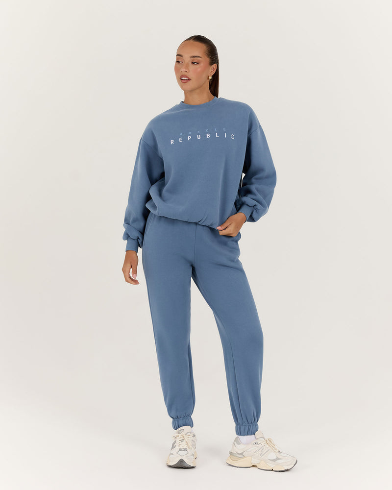 OVERSIZED CREW - VINTAGE BLUE