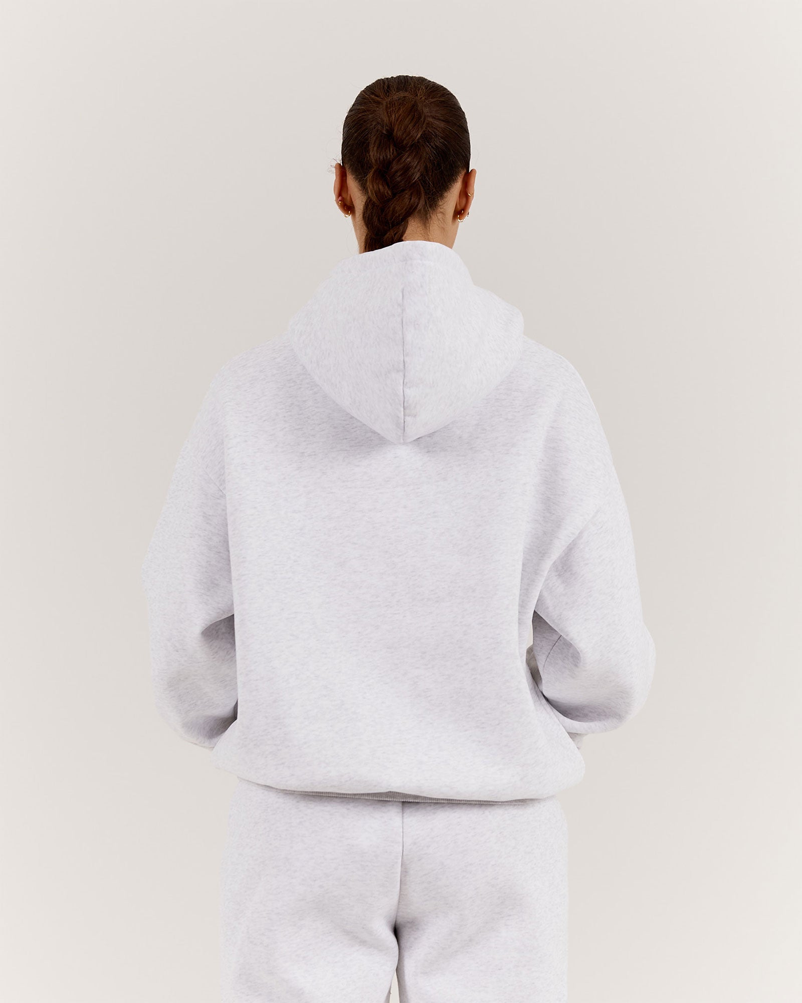 OVERSIZED HOODIE SNOW GREY – MUSCLE REPUBLIC