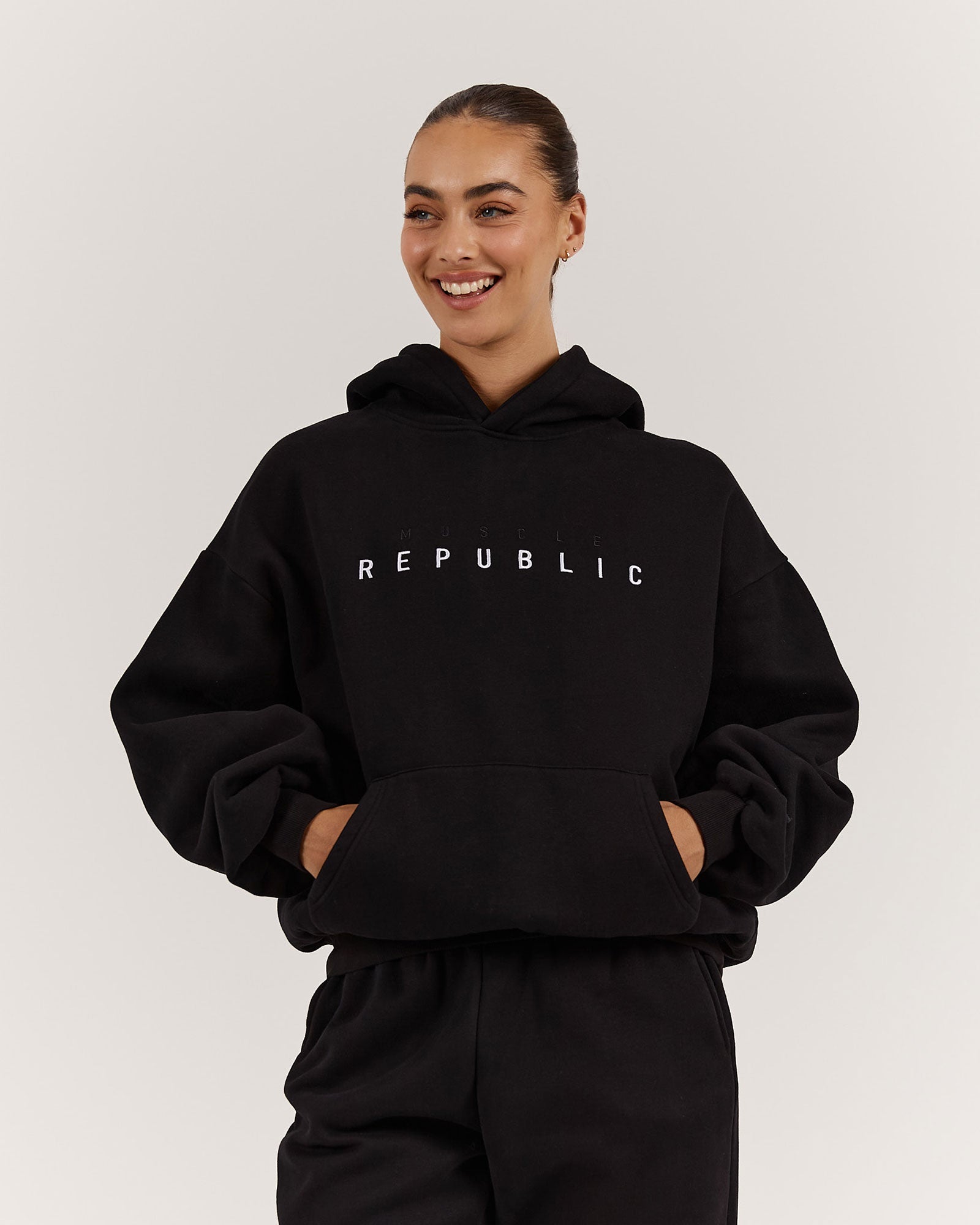 OVERSIZED HOODIE - BLACK – MUSCLE REPUBLIC