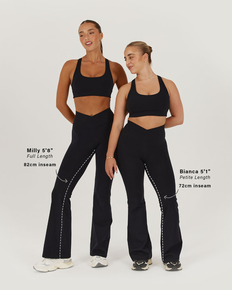 MOTION 360 CROSSOVER PETITE FLARES - BLACK