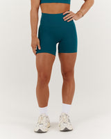 SCULPT BIKER SHORTS - VERDE