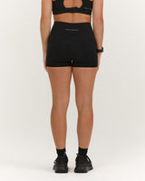 SCULPT BONDED WAIST POCKET MINI SHORTS - BLACK