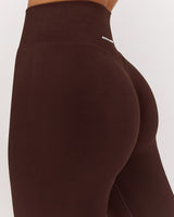 SEAMLESS INVISIBLE SCRUNCH FULL LENGTH LEGGINGS - CHESTNUT