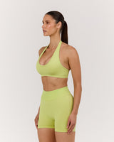 SEAMLESS PLUNGE HALTER BRA - SOFT LIME