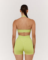 SEAMLESS PLUNGE HALTER BRA - SOFT LIME