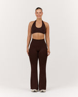 SEAMLESS PLUNGE HALTER BRA - CHESTNUT
