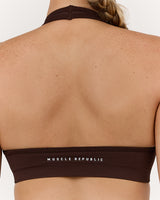 SEAMLESS PLUNGE HALTER BRA - CHESTNUT