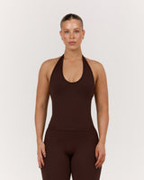 SEAMLESS PLUNGE HALTER TOP - CHESTNUT