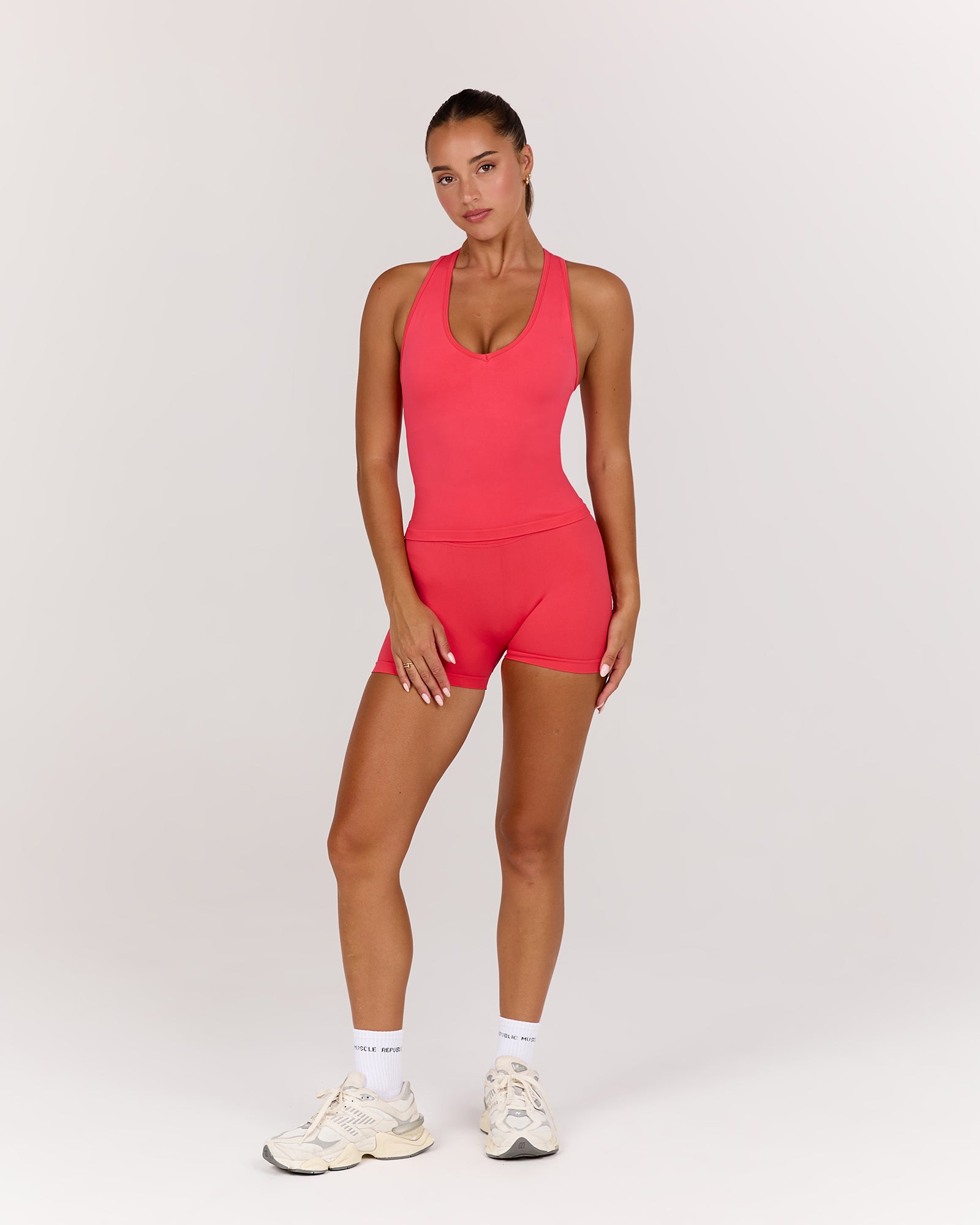 SEAMLESS RACER BACK TOP - HIBISCUS – MUSCLE REPUBLIC
