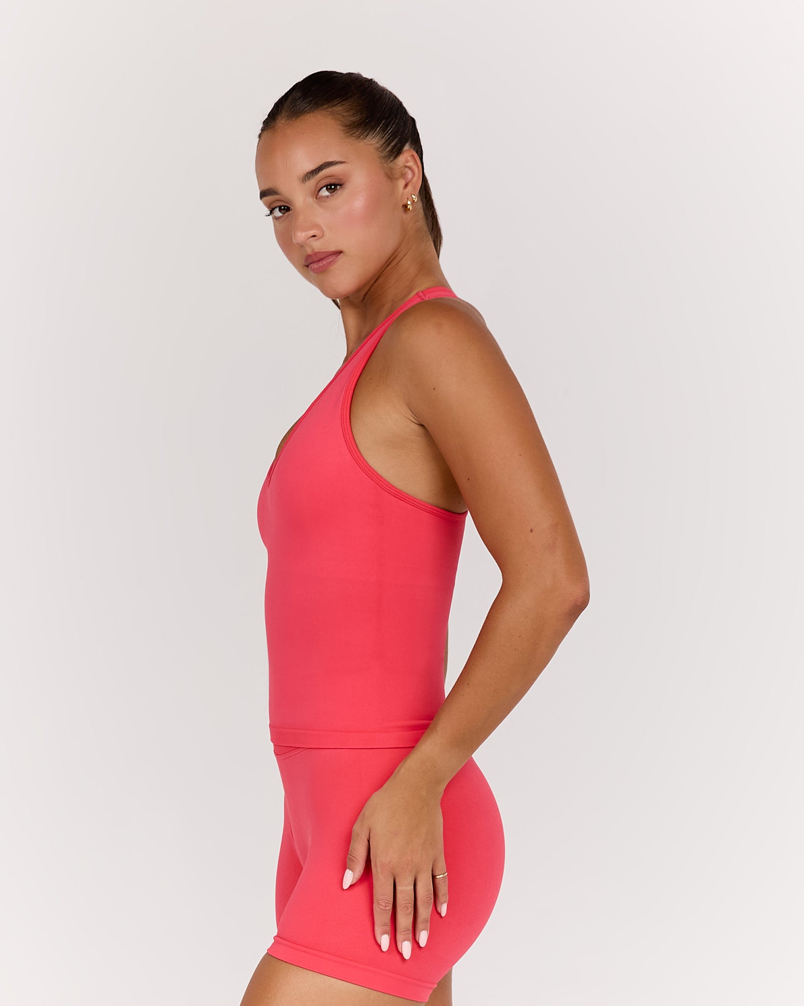 SEAMLESS RACER BACK TOP - HIBISCUS – MUSCLE REPUBLIC