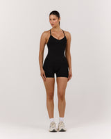 SEAMLESS STRAPPY BACK TOP - BLACK