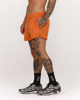 SWIFT SHORTS 4" - FLAME
