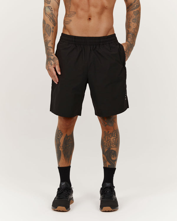 SWIFT SHORTS 8" - BLACK