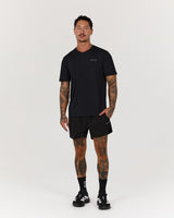 SWIFT SHORTS 4" - BLACK