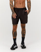 SWIFT SHORTS 6" - BLACK
