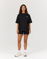 ESSENTIALS TEE - BLACK TEAM MSCR 2026