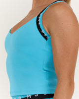 TRAINING RANGE BALANCE TOP - HYPER BLUE