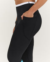TRAINING RANGE ELEVATE II POCKET 7/8 LEGGINGS - BLACK HYPER BLUE