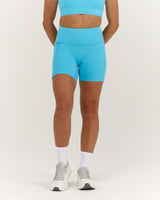 TRAINING RANGE POCKET BIKER SHORTS 4" - HYPER BLUE