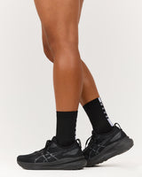 WOMENS PERFORMANCE SOCKS - BLACK WHITE