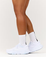 WOMENS PERFORMANCE SOCKS - WHITE BLACK