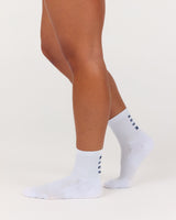 WOMENS PERFORMANCE SOCKS - AR WHITE