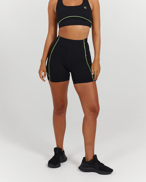 HYBRID SHORTS - BLACK
